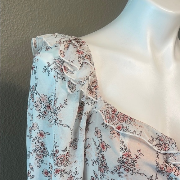 Miss Lola Floral Ruched Long Sleeve Dress - White and Pink - Picture 9 of 12